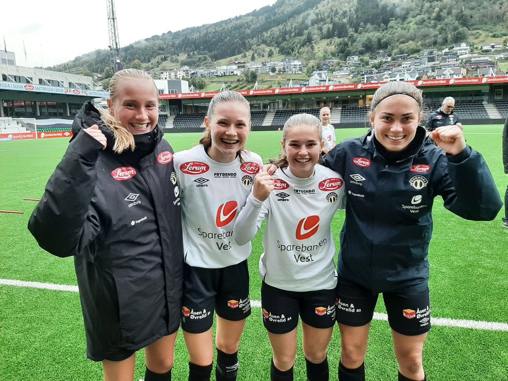 Sogndal FK Damer 4-0 mot ØVrevoll Hosle